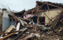 Tanah Bergerak di Padalarang Bandung Barat, 3 Rumah Ambruk dan Belasan Rusak Parah<