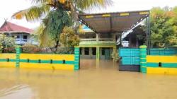 Ribuan Rumah di Pangkep Terendam Banjir, Bendung Tabo-Tabo Siaga<