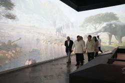 Momen Prabowo Ngabuburit di Museum Nasional Bareng Didit