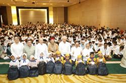 Berbagi Kebahagiaan di Bulan Ramadan, 1.300 Anak Yatim Dapat Santunan