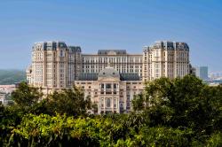 4 Hotel Ini Masuk Forbes Travel Guide Five-Star 2026, Cek Daftarnya!