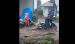Banjir Bandang Terjang 3 Desa di Kerinci, Jalur Jambi-Sumbar Putus Total<