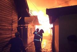 Kebakaran di Palangka Raya, Lebih dari 20 Rumah Ludes Dilalap Api<