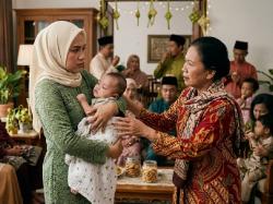 Alasan Tidak Boleh Pegang Bayi saat Lebaran, Dokter Ingatkan Bahaya Ini!