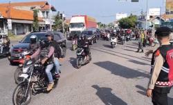 H-1 Lebaran, Ribuan Pemudik Motor Masih Padati Jalur Pantura Cirebon<
