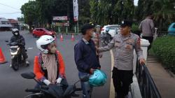 Puluhan Pemudik Nyasar di Pantura Cirebon, Terbawa Iring-iringan Wisata Warga Lokal<