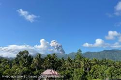 Gunung Dukono Meletus Hari Ini, Kolom Abu Capai 850 Meter<