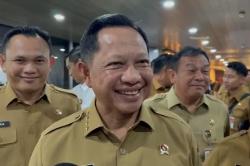 Mendagri Terbitkan Edaran, Perintahkan Gubernur Gratiskan Pajak Kendaraan Listrik