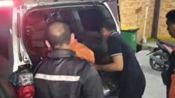Mayat Misterius Terbungkus Plastik Ditemukan di Kebun Warga Soppeng<