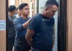 Lacak GPS, Polisi Tangkap 2 Pria Penyekap Janda di Hotel Jombang usai Bawa Kabur Brio<