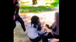 Viral Pengeroyokan Siswi SMP di Luwu Utara, Pelaku Sempat Berjoget Usai Ditangkap Polisi<