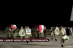 Upacara Militer Iringi 2 Jenazah Prajurit TNI Gugur di Lebanon Tiba di Lanud Adisutjipto