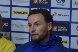 Marc Klok Langsung Lupakan Hattrick Juara Persib, Kirim Pesan Menyentuh untuk Bobotoh