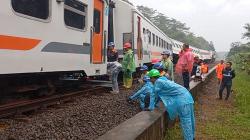 Proses Evakuasi KA Bangunkarta Anjlok di Bumiayu Brebes 6-7 Jam<