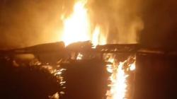 Korsleting Listrik, Gudang dan Tempat Produksi Pentol di Jombang Hangus Terbakar <