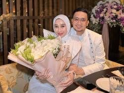 Gaji Reza Gladys Rp6,7 Miliar per Bulan? Faktanya Mengejutkan!