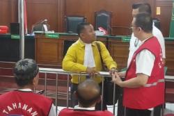 Jalani Sidang Perdana, 3 Terdakwa Pengusiran Nenek Elina di Surabaya Ajukan Eksepsi<