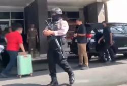 Geledah Kantor Pemkab Tulungagung, KPK Periksa Kepala OPD Buntut OTT Bupati<