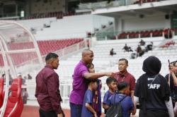 Kabar Buruk! Patrick Kluivert Dipastikan Tak Main di GBK, Ini Penyebabnya