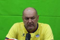 Persib Bandung Waspada! Bojan Hodak Sebut Dewa United Tim Paling Berbahaya