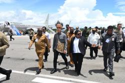 Wapres Gibran Tinjau Bandara Nabire, Dorong Akselerasi Konektivitas Udara di Papua<