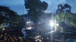 Memanas, Polisi Bubarkan Paksa Demonstrasi di Kantor Gubernur Kaltim<