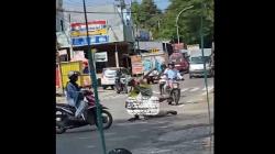Viral! Gegara Masalah Sif Jaga, Pak Ogah Duel di Tengah Jalan Parepare<