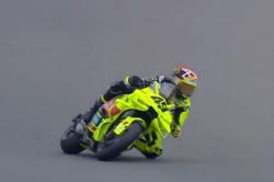 Di Giannantonio Menangi MotoGP Catalunya 2026, Acosta Jatuh jelang Finis