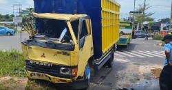 Kronologi Truk Pupuk Timpa Motor di Pangkalpinang Tewaskan Pasutri, Diduga Rem Blong<