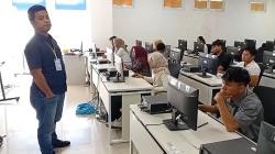 Panitia Temukan Kecurangan Peserta UTBK di Magelang, Gunakan Perangkat di Telinga<