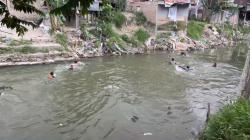 Sarang Narkoba di Medan Digerebek, 3 Orang Ditangkap Belasan Lainnya Kabur Nyemplung Sungai<