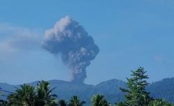 Gunung Dukono Meletus Hari Ini, Semburkan Abu Vulkanik 1.400 Meter