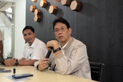 Purbaya Bongkar Hambatan Proyek PLTS Terapung Saguling, Minta Izin Dipercepat