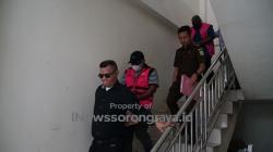 5 Jam Diperiksa, 6 Tersangka Korupsi Pengadaan DPRD Papua Barat Daya Langsung Ditahan<