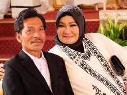 Detik-Detik sebelum Ayah Bunga Zainal Meninggal Dunia, Mengharukan