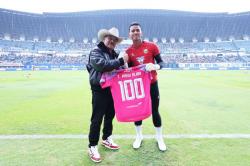 100 Laga dan 17 Clean Sheet! Teja Paku Alam Bidik Rekor Sepanjang Masa bersama Persib