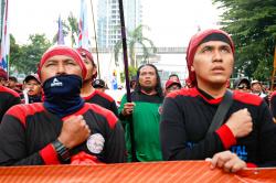 Buruh Desak Pemerintah Cabut Permenaker Tentang Outsourcing