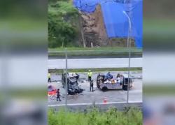Kecelakaan Maut Pikap Tabrak Truk di Tol Cisumdawu Sumedang, 1 Orang Tewas<
