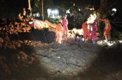 Tanah Longsor Terjang Agam Sumbar, 1 Orang Tewas 6 Luka-luka<