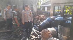 Kebakaran Disertai Ledakan Gudang Oli Bekas dan Solar di Ponorogo, 2 Petugas Damkar Terluka