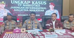 Polisi Bongkar Jaringan Narkotika Malaysia di Makassar, Sita 1,45 Kg Sabu Senilai Rp2,7 Miliar<
