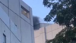 Kebakaran Gedung PPJT RSUD Dr Soetomo Surabaya Tewaskan Pasien, Asap Pekat dari Lantai 5<
