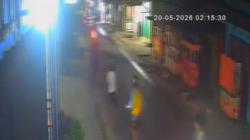 Bentrokan Berdarah Geng Bersenjata di Cikupa Terekam CCTV, 1 Orang Terkena Sabetan Celurit<