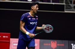 Alwi Farhan Tantang Shi Yuqi usai Singkirkan Toma Popov di Singapore Open 2026