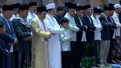 Gibran dan Jan Ethes Salat Iduladha di Masjid Istiqlal, Didampingi Sejumlah Menteri