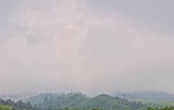 Gunung Merapi Luncurkan Awan Panas Guguran Siang Ini, Status Level III Siaga