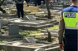 Misteri Kematian Warga Boyolali usai Makan Sate Kiriman, Makam Dibongkar Polisi<