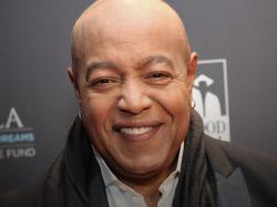 Penyanyi Legendaris Peabo Bryson Meninggal Dunia di Usia 75 Tahun
