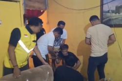 Pengedar Sabu di Kendari Kabur Telanjang Bulat saat Digerebek Polisi<