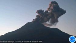 Gunung Lewotobi Laki-Laki Kembali Semburkan Abu 1.000 Meter, Status Siaga<